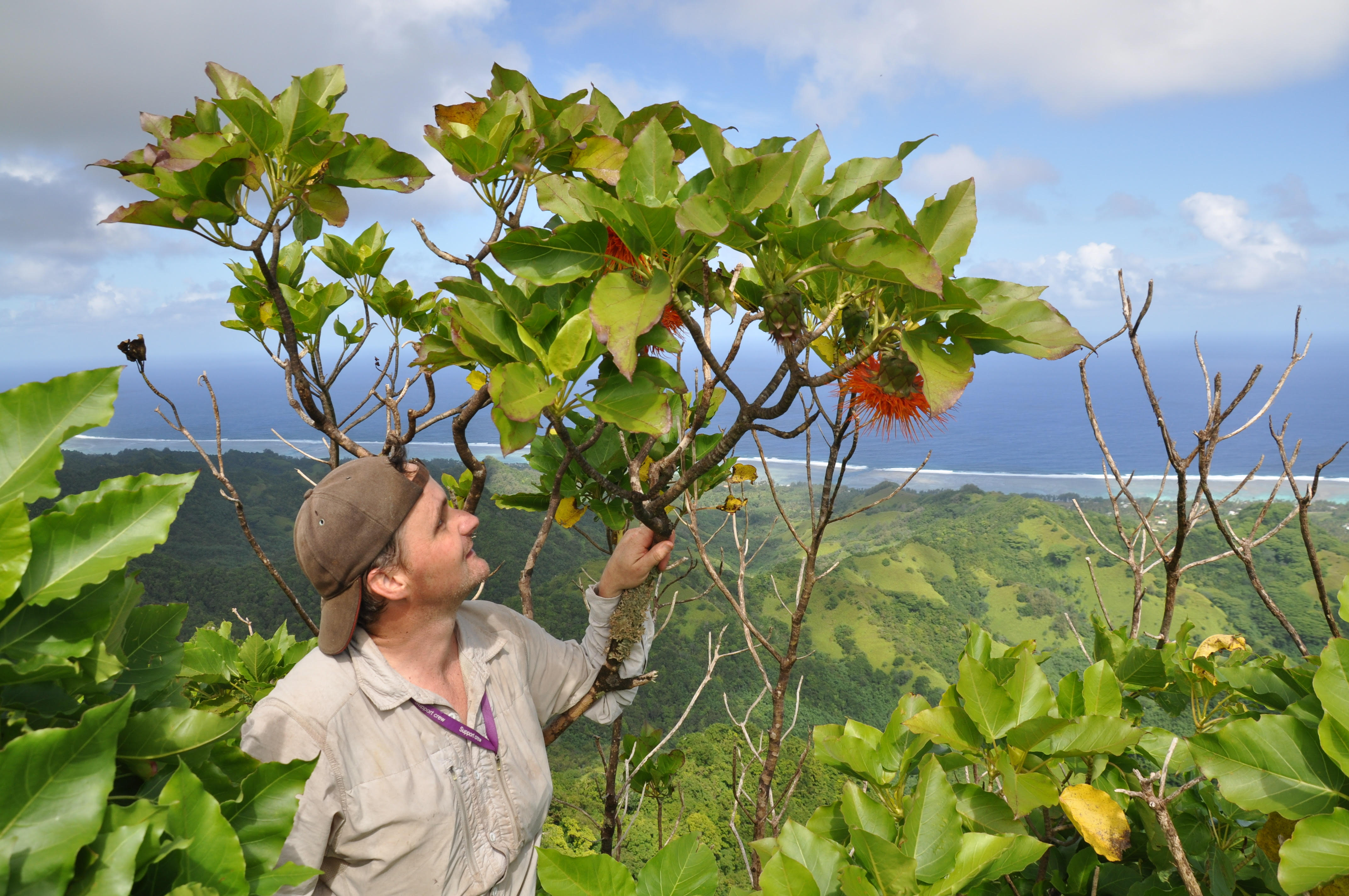 Tim with neinei, Cook Islands